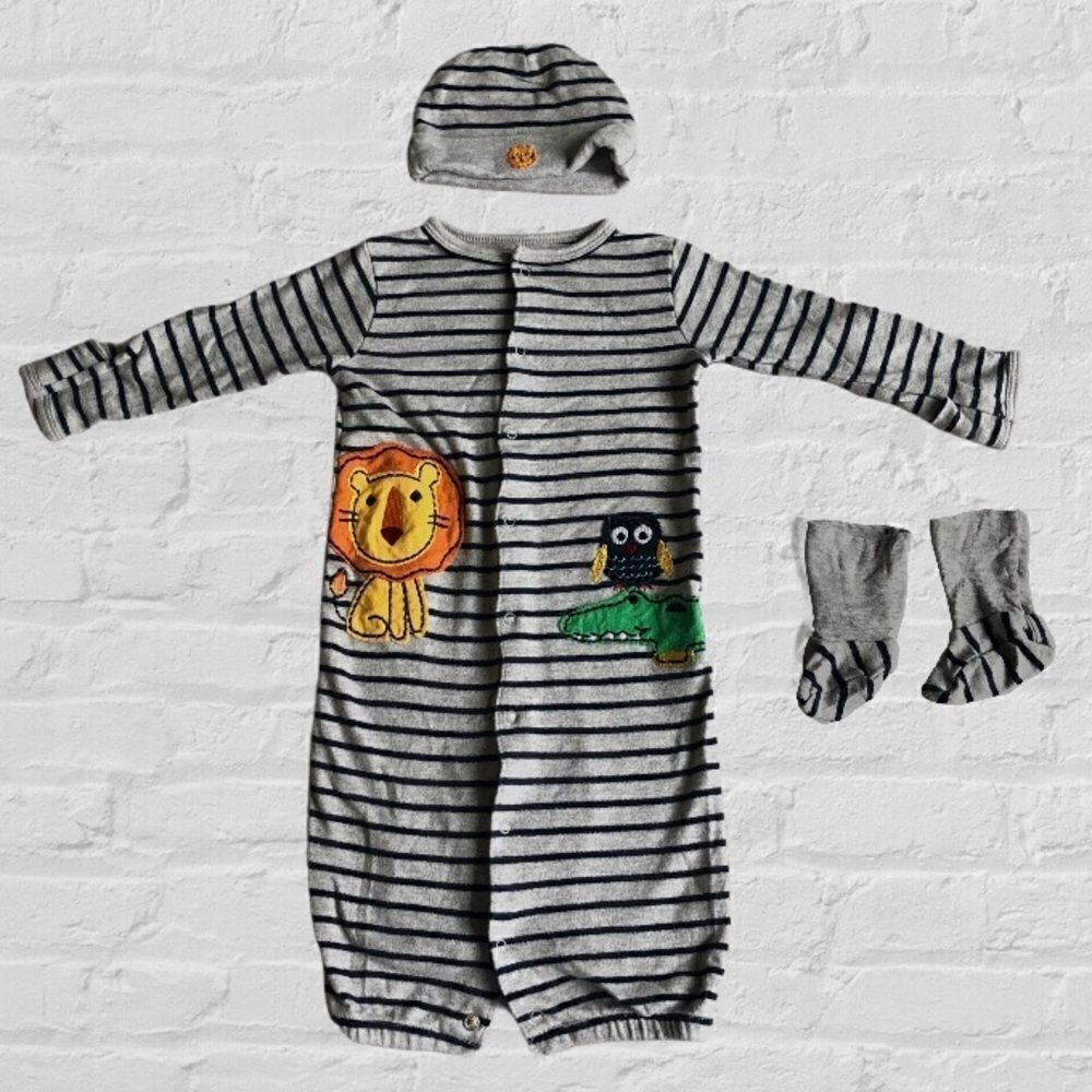 Babies R Us Nightgown, Cap, and Booties Set